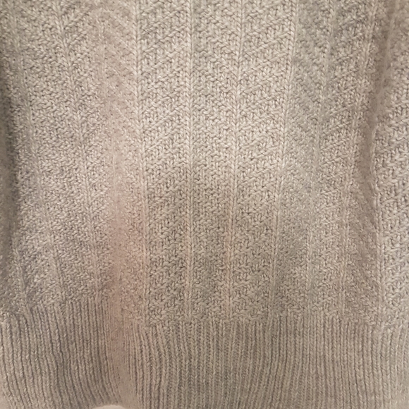 H&M Grey Sweater - Picture 6 of 10